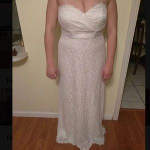 Lace Strapless White House black market wedding